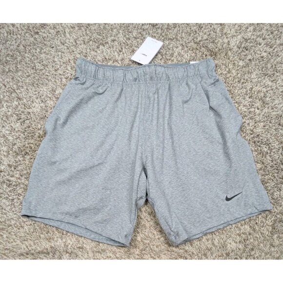 NEW Nike Yoga Shorts Mens Large Gray Training Dri-Fit Standard Fit Gym 9" Inseam - Picture 1 of 8